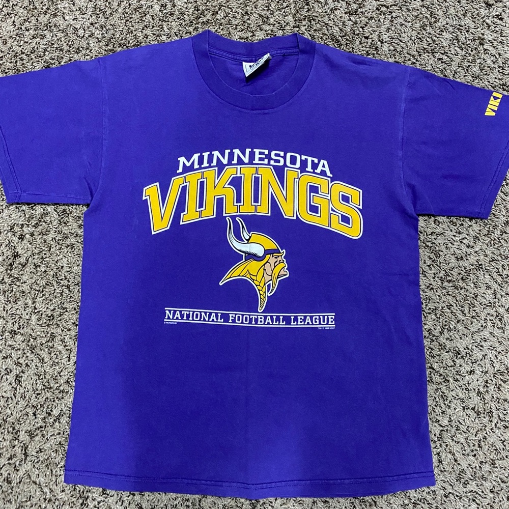 Vintage Minnesota Vikings Team Sport T Shirt